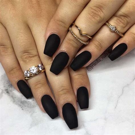 56 Short Coffin Nails To Grab Your Full Attention Short Coffin Nails