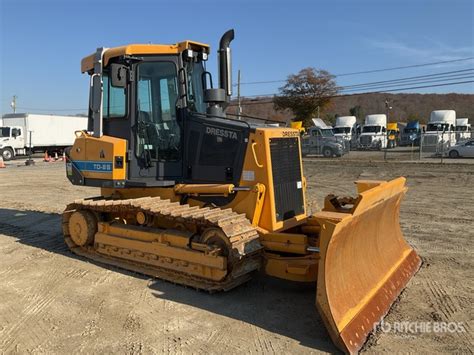 2017 Dressta Td 8s Crawler Dozer In North Franklin Connecticut United States Ironplanet Item