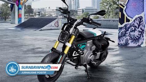 Dilengkapi Quick Charging BMW Model Listrik CE 02 Tampil Naked Bike