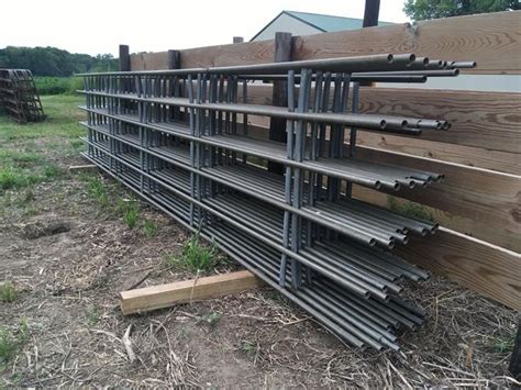 Galvanized Continuous Fencing & Installation Hardware BigIron Auctions