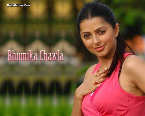 SOUTH INDIAN ACTRESS CUTE AND HOT PICTURE SOUTH INDIAN CUTE ACTRESS Bhoomika Chawla