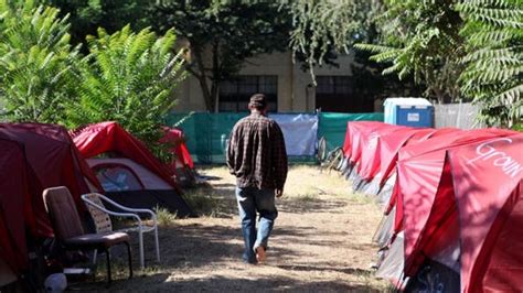 Sacramento expands homeless shelters with help from Sutter Health ...