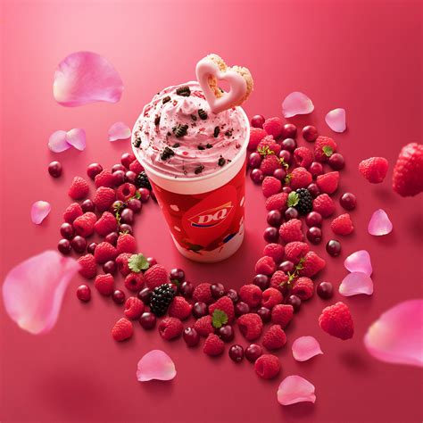 DQ Berry Sundae :: Behance