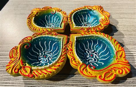 Clay Traditional Diwali Diya Set Finish Type Painted At Rs Set In