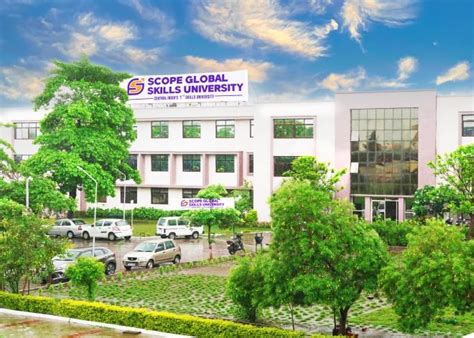 crores scholarships  btech college dost