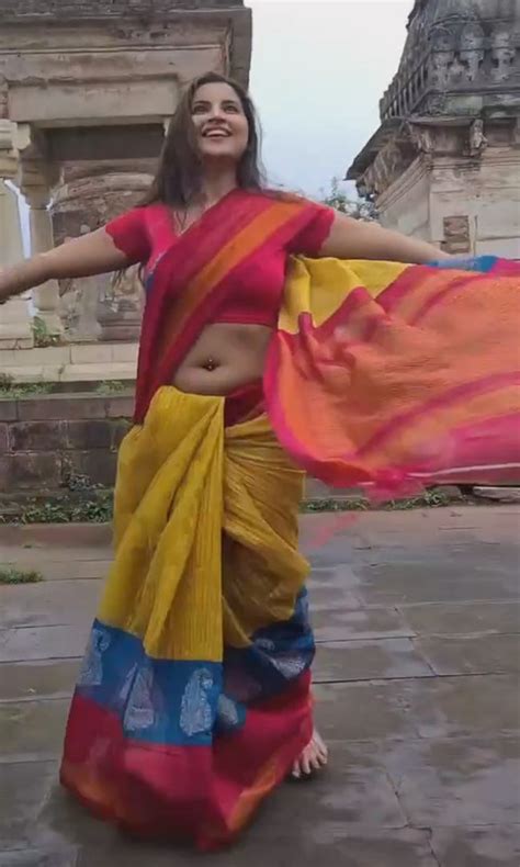 Jolly Bhatia Sexy Navel Show In Red And Yellow Saree