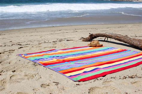 Know About Luxury Beach Towels - Censushardtocountmaps