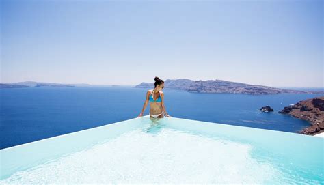 Infinity Pool Suite Santorini | Canaves Oia Suites