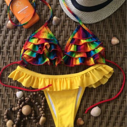 Ruffled Halter Neck Bikini Set On Luulla