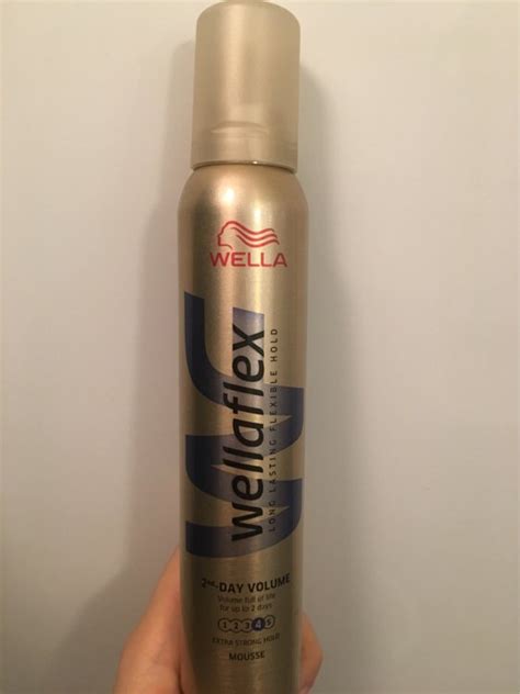 Wella Wellaflex Extra Strong Hold Mousse 2nd Day Volume 200 Ml