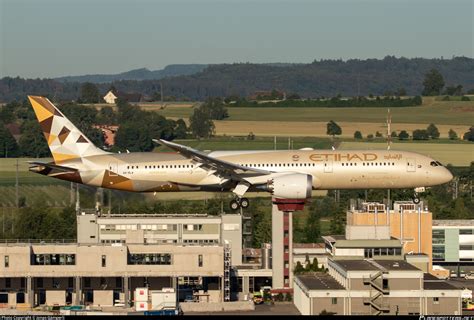 A6 BLW Etihad Airways Boeing 787 9 Dreamliner Photo by Jonas Gämperli