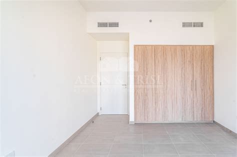 Mid Floor Corner Unit Rented On Payment Plan Aeon Trisl