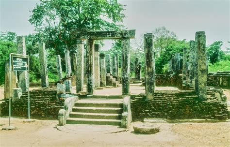 The Polonnaruwa ruins stock photo. Image of church, house - 272004054