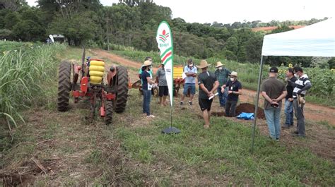 V Deo Produtores Rurais Participam De Dia De Campo No Centro De