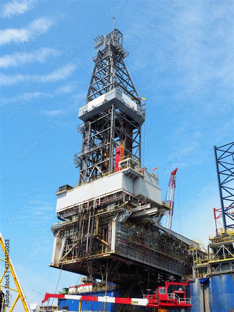 Jack Up Rig Derrick On The Cantilever Skids Out Over Static Platform