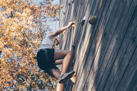 Escalada segurança e aventura garantidas a Entre Trilhas Blog