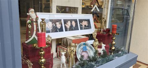 PICTURES Tipperary Shops Use Their Window Displays To Pay Tribute To