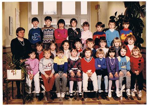 Photo De Classe Cp De 1984 Ecole Pierre Et Marie Curie Corbehem