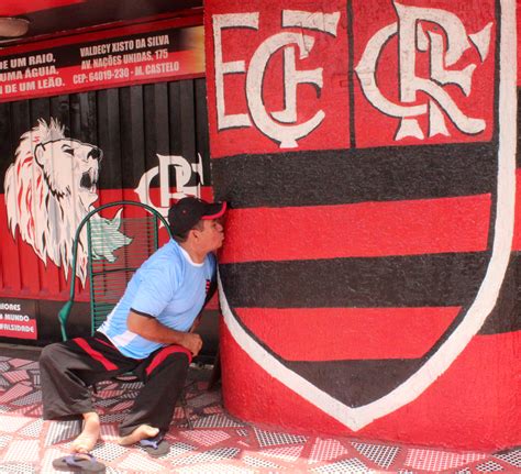 Paix O Pelos Flamengos Torcedor Transforma Casa Em Ponto Tur Stico