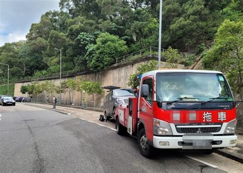 交警嚴打東九龍違泊黑點 發逾2100張告票拖走8車｜即時新聞｜港澳｜oncc東網