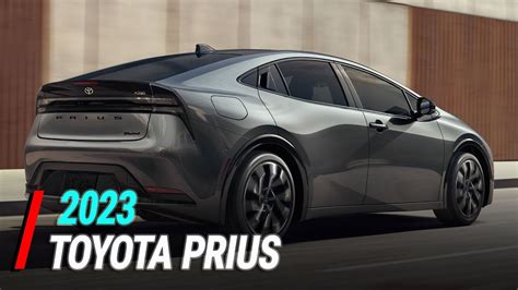 Toyota Prius Debuts In America With Sleek Styling Hp And Up