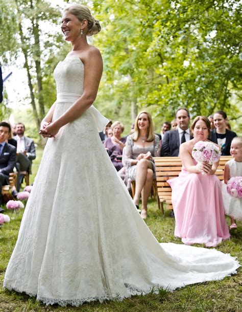 Phillipa Lepley Wedding Dress Stillwhite