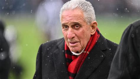 Arthur Blank Rumored To Have Offered Bill Belichick Falcons Job