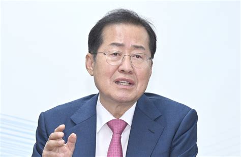 홍준표 “권력 눈치 보고 기며 사는 짓 못해” 서울신문