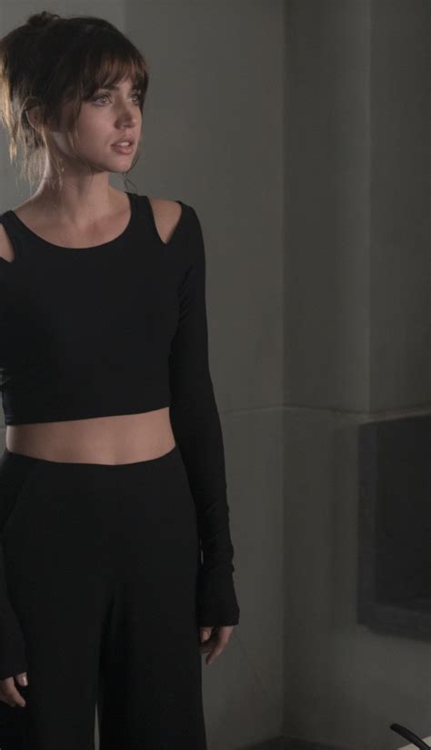 604x1050 Resolution Ana De Armas In Blade Runner 2049 604x1050 ...