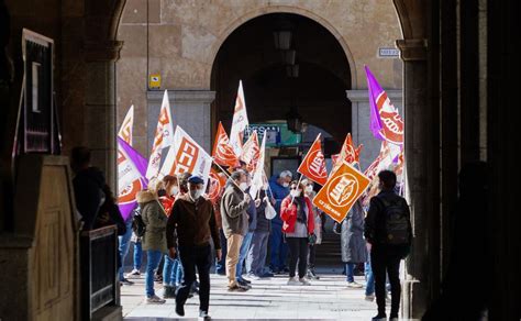 Ccoo Y Ugt Mantienen La Huelga De Y De Enero Y Critican El