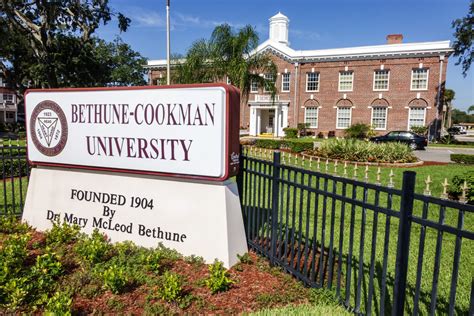 Bethune-Cookman President Says Dorms Have 'Mildew' Not 'Mold'