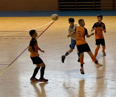 Album Tournoi U13 En Salle De La JS St Nicolas Club Football E S