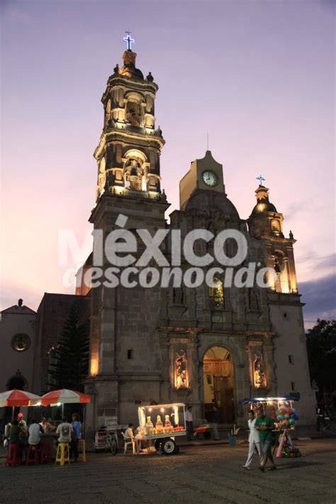 Atardecer En El Templo De San Marcos Aguascalientes Imágenes De México