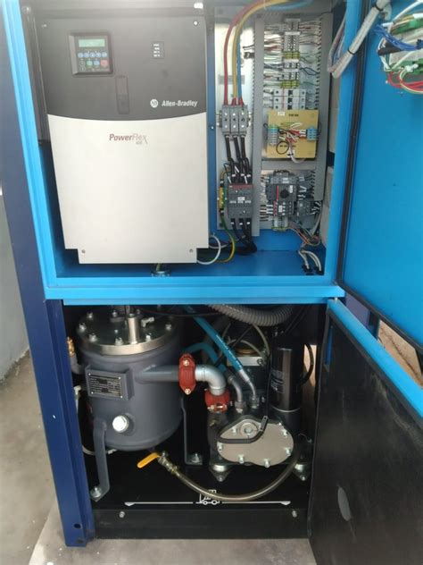 Gardner Denver Compair Make Hp Li Series Screw Compressor With