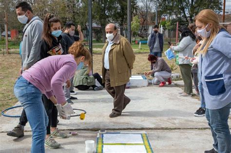 Berazategui Incentivados Por El Municipio Padres Y Alumnos Se Unen