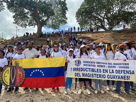 Docentes Protestan De Forma Pac Fica Y Diferente Por Mejoras