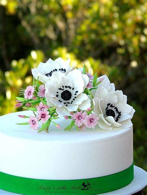 Anemones Decorated Cake By Delia S Cake Studio Cakesdecor