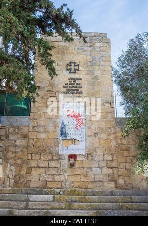 Polémico dañado memorial de la era nazi a los paracaidistas alemanes