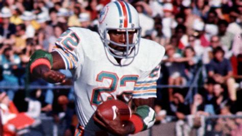 Former Dolphins Star Running Back Mercury Morris Passes Away At 77