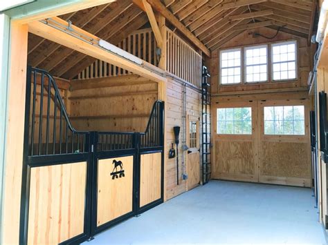 Horse Barn Interior Design Ideas | Psoriasisguru.com