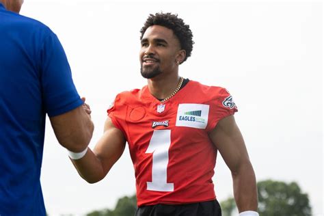 Jalen Hurts Watch 2022 Eagles QB Has Another Mixed Bag Of A Day At