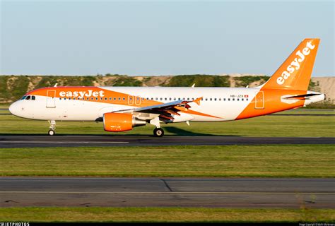 HB JZX Airbus A320 214 EasyJet Switzerland Martin Mortensen