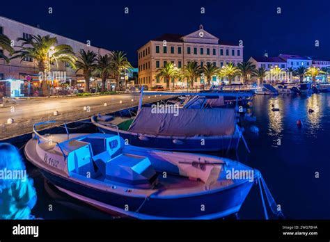 Vela Luka Island Kor Ula Stock Photo Alamy