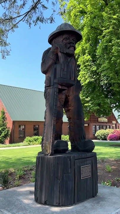 Estacada City Hall On The Mt Hood Territory Heritage Trail Shorts