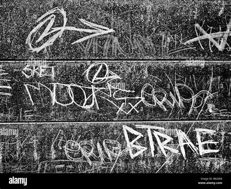 Graffiti De Pandillas Im Genes De Stock En Blanco Y Negro Alamy