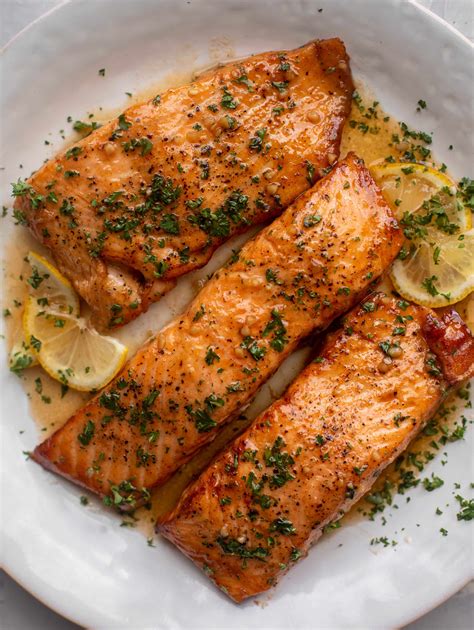 Sticky Garlic Butter Salmon - Sticky Garlic Salmon Recipe
