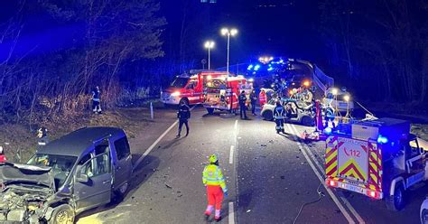 Incidente Stradale A Mollaro Quattro Macchine Coinvolte Sette I Feriti