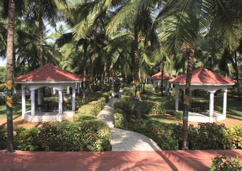 Team Outings, Team Building and Offsites to An enchanting getaway in Padappai,Chennai |LifeIsOutside