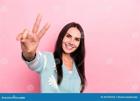 Portrait Of Optimistic Girl With Straight Hairdo Wear Flower Print