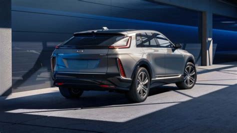 Cadillac Optiq New Electric Suv Under The Lyriq Model Vmax Si